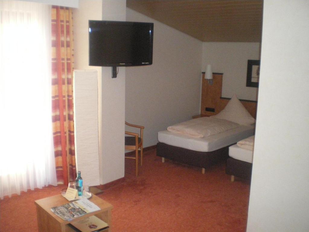 Hotel Gasthof Kaesser Ansbach Szoba fotó